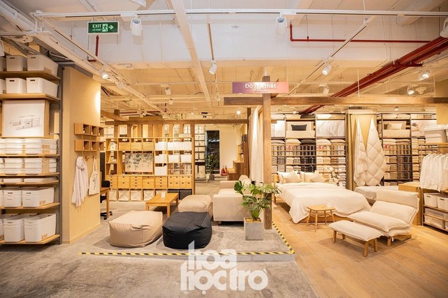 Ngày mở cửa đầu tiên của Muji Việt Nam: Flagship “siêu to khổng lồ” cái gì cũng có ảnh 3