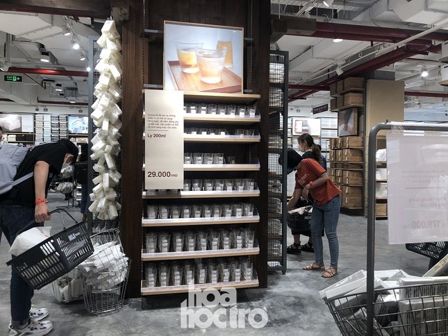 Ngày mở cửa đầu tiên của Muji Việt Nam: Flagship “siêu to khổng lồ” cái gì cũng có ảnh 14