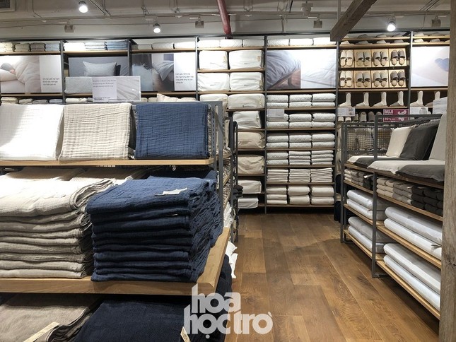 Ngày mở cửa đầu tiên của Muji Việt Nam: Flagship “siêu to khổng lồ” cái gì cũng có ảnh 7