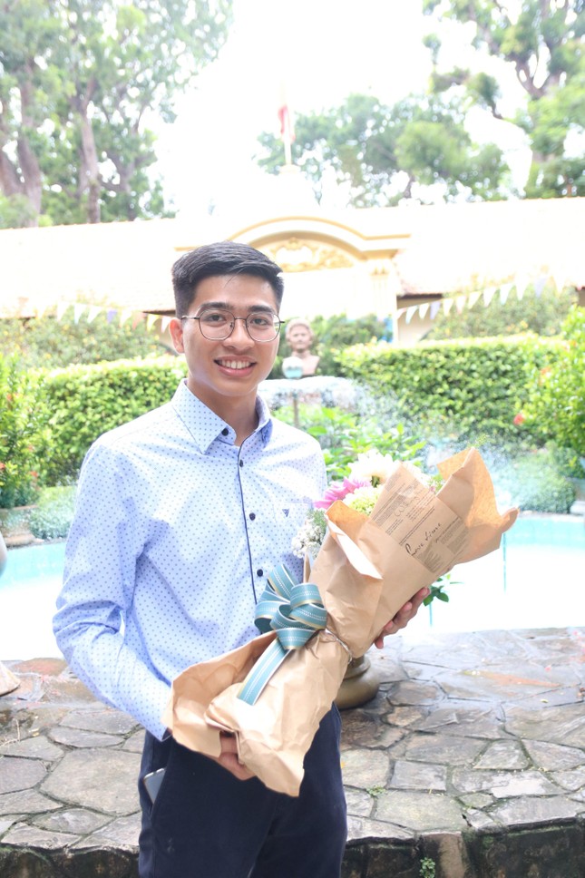 Teen TP.HCM trở lại trường từ thứ Hai 1/3: Không đeo khẩu trang sẽ bị trừ điểm thi đua! ảnh 4