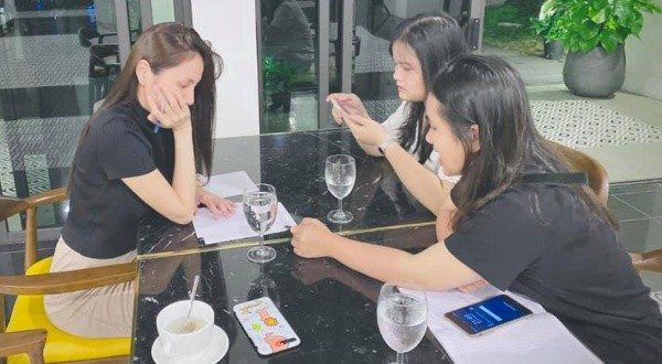 Thủy Tiên nói về việc đi cứu trợ miền Trung: “Đã làm thì không sợ, đã sợ thì không làm“ ảnh 1