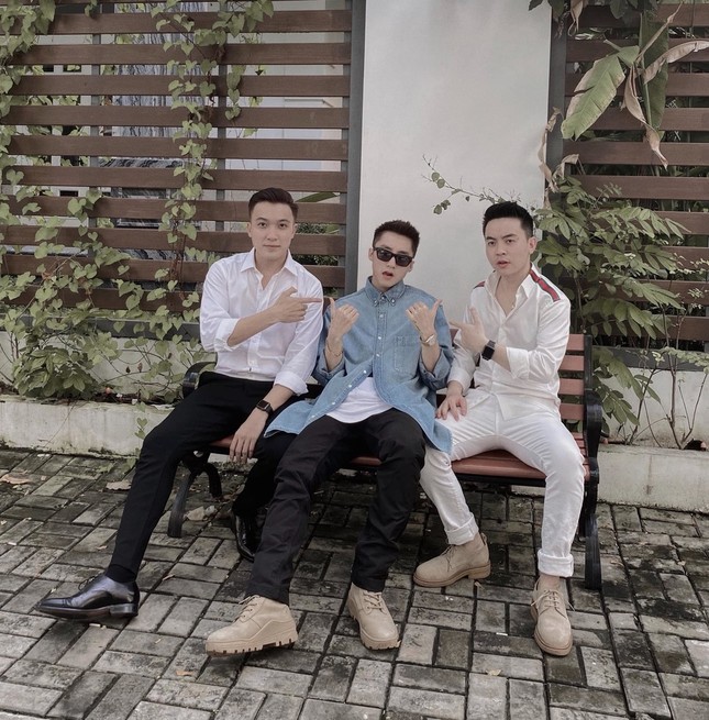 Sơn Tùng M-TP lộ rõ nét ưu tư sau nghi vấn “đường ai nấy đi” với Thiều Bảo Trâm ảnh 4