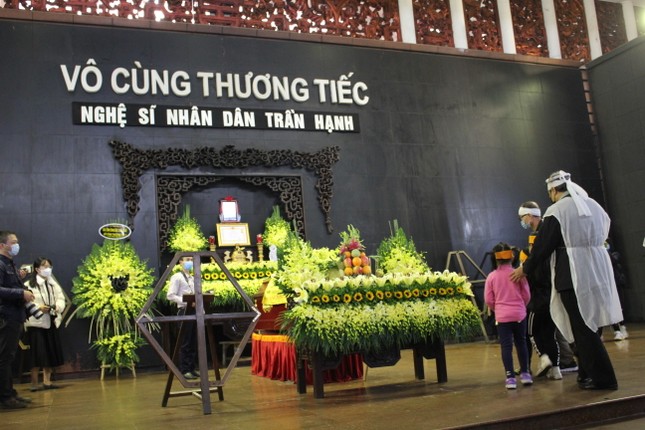 NSND Công Lý, Trung Hiếu và các thế hệ nghệ sĩ tiễn biệt NSND Trần Hạnh ảnh 10