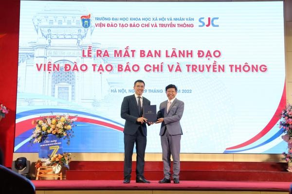 Xứng đáng là trung tâm nghiên cứu và đào tạo uy tín về báo chí - truyền thông ảnh 1