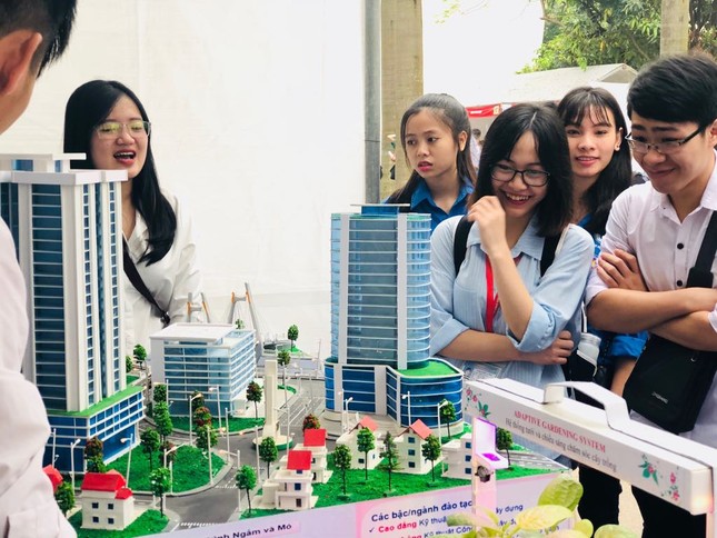 Ngày hội Sinh viên 5 tốt Thủ đô ảnh 1