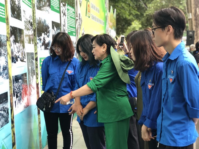 Tái hiện 70 năm hào hùng của TNXP Việt Nam qua ảnh, hiện vật ảnh 7