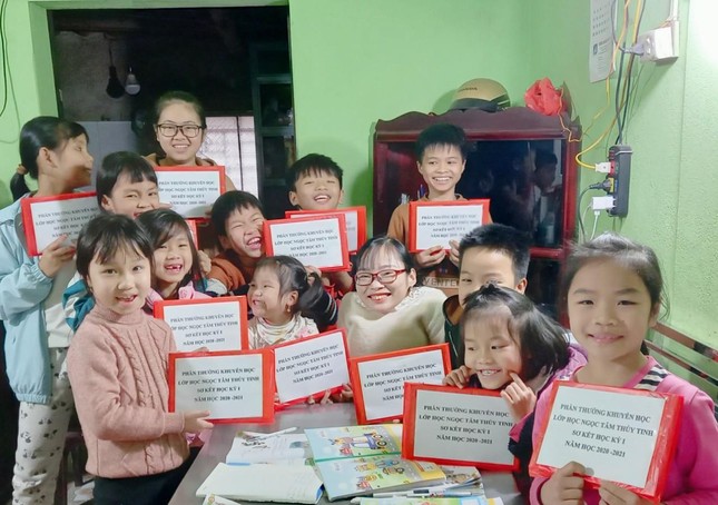 Nghị lực phi thường của cô gái xương thủy tinh và lớp học '5 không' ảnh 2