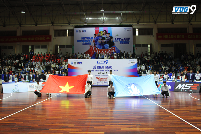 Giải thể thao Sinh viên Việt Nam lần thứ 9 tưng bừng khai mạc ảnh 2