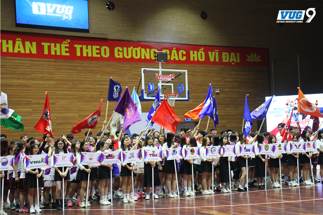 Giải thể thao Sinh viên Việt Nam lần thứ 9 tưng bừng khai mạc ảnh 3