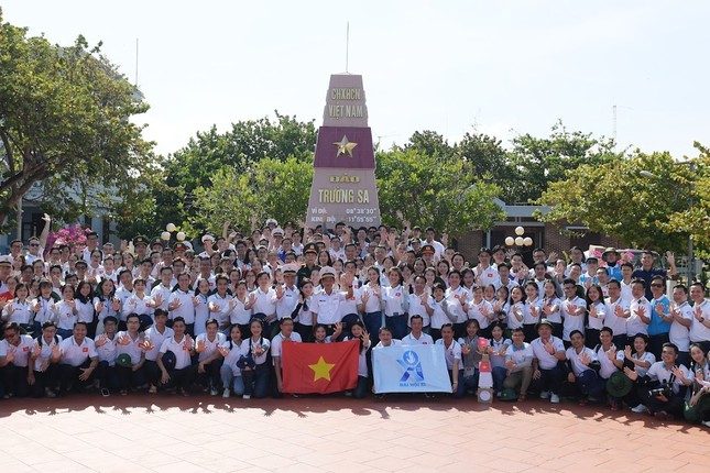 Thi tìm hiểu Nghị quyết Đại hội Đoàn toàn quốc lần thứ XII, cơ hội được đến Trường Sa ảnh 1