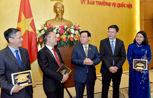 Chủ tịch Quốc hội: 'Bảo bối' của ngoại giao Việt Nam chính là sức mạnh tổng hợp ảnh 1