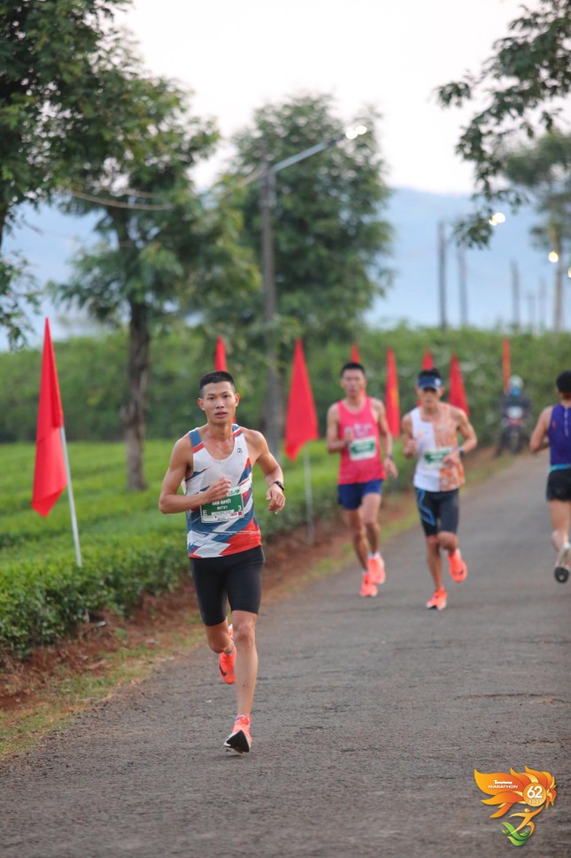 Đan Quyết: Khi runner phong trào trở thành kiện tướng marathon ảnh 2