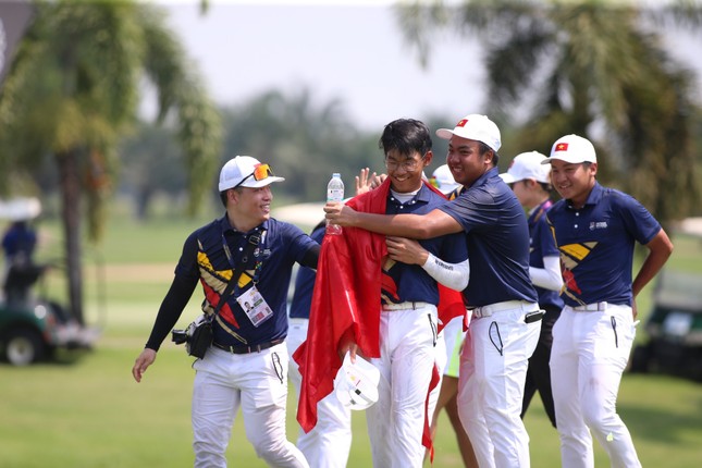 Trực tiếp SEA Games 32 ngày 10/5: Các VĐV bơi, điền kinh vượt qua vòng loại trong buổi sáng - Ảnh 1.