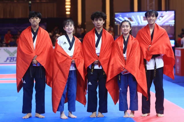 'Hot girl Taekwondo' Châu Tuyết Vân và tấm HCV kịch tính trong kỳ SEA Games cuối cùng ảnh 2