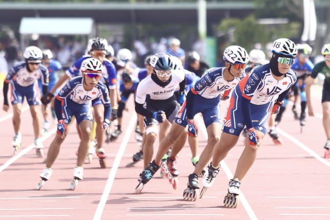 Các VĐV Roller tranh đua hấp dẫn tìm kiếm suất dự ASIAD 2023 ảnh 1