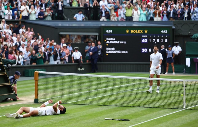 Vô địch Wimbledon, Alcaraz thiết lập nhiều cột mốc khó tin trong sự nghiệp ảnh 2