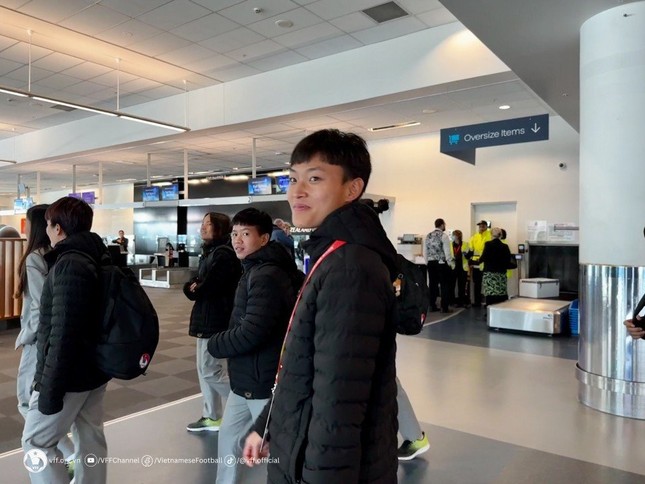 Tuyển nữ Việt Nam đến Dunedin bằng chuyên cơ của FIFA, sẵn sàng đấu Hà Lan ảnh 1