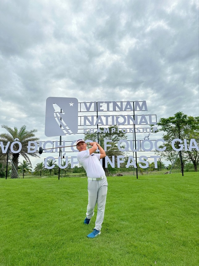 Golfer Tăng Nhơn Phú: 'Golf đã chọn tôi' ảnh 2