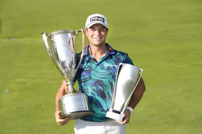 Kỷ lục vòng đấu 61 gậy đưa Viktor Hovland tới chức vô địch BMW Championship 2023 ảnh 1