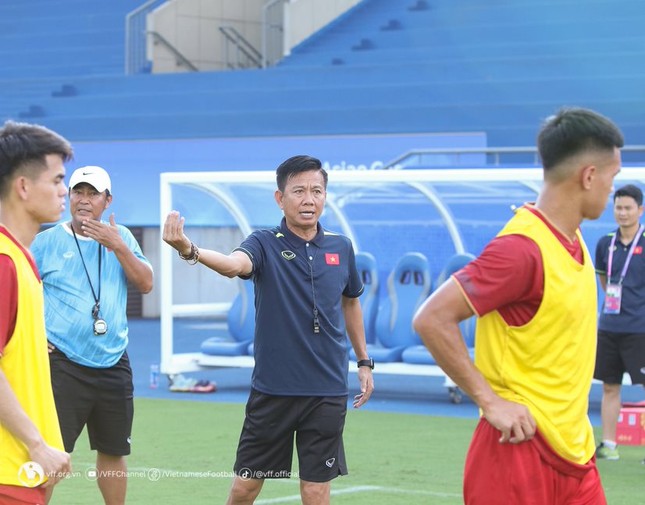 HLV Hoàng Anh Tuấn tin đội hình 18 cầu thủ U20 có thể làm nên chuyện ở Asiad 19 ảnh 1