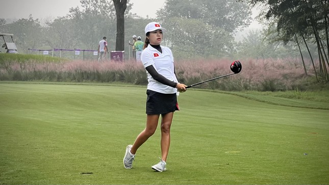 Bốn golfer Việt Nam đạt điểm âm ngày mở màn Asiad 19 ảnh 2