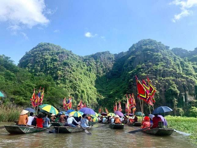 Du khách Hàn Quốc, Trung Quốc đến Việt Nam tăng mạnh ảnh 2