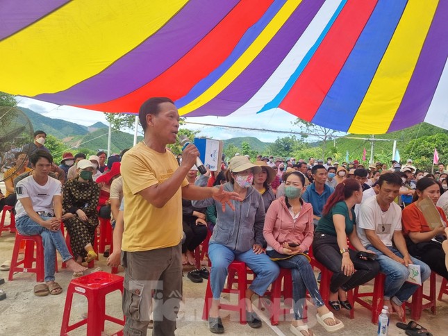 Vụ phụ huynh 'chê' trường mới: Nhiều em tới trường nhưng không dám vào vì sợ cha mẹ ảnh 3