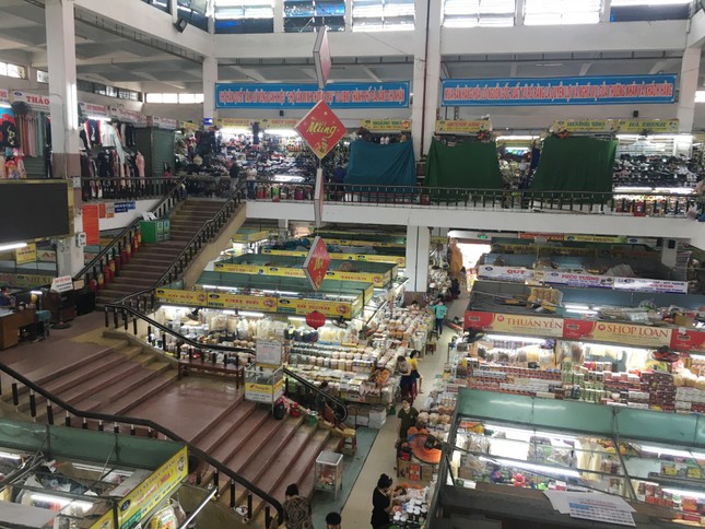 Chợ Hàn thời Covid-19: Nhiều tiểu thương đóng quầy, than trời ảnh 7