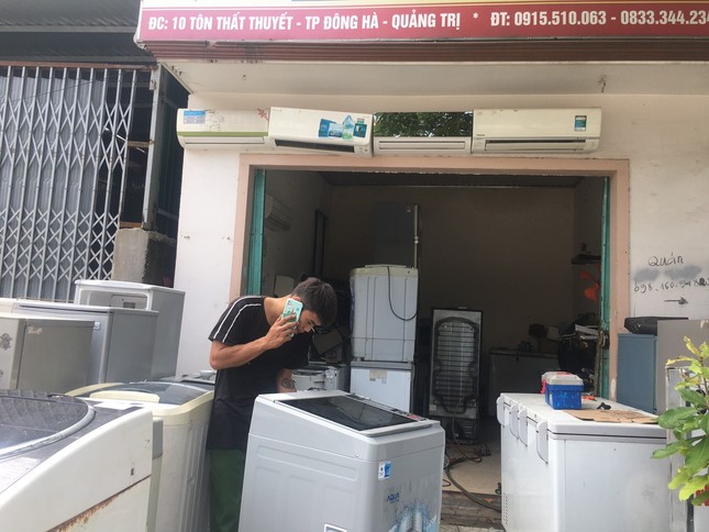 Máy giặt, tủ lạnh bị lũ ngâm, bà con để tui sấy sửa miễn phí cho ảnh 7