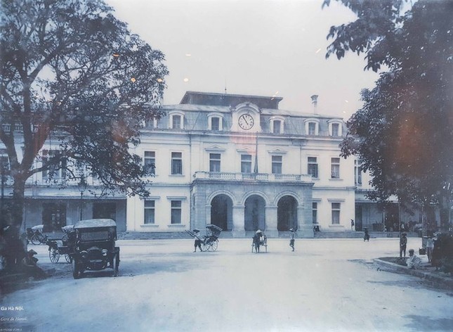 Triển lãm 'Hoài niệm Hà Nội phố' ảnh 5