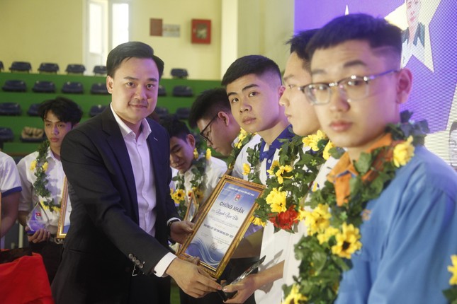 Bắc Ninh tuyên dương sinh viên 5 tốt và học sinh 3 rèn luyện ảnh 1