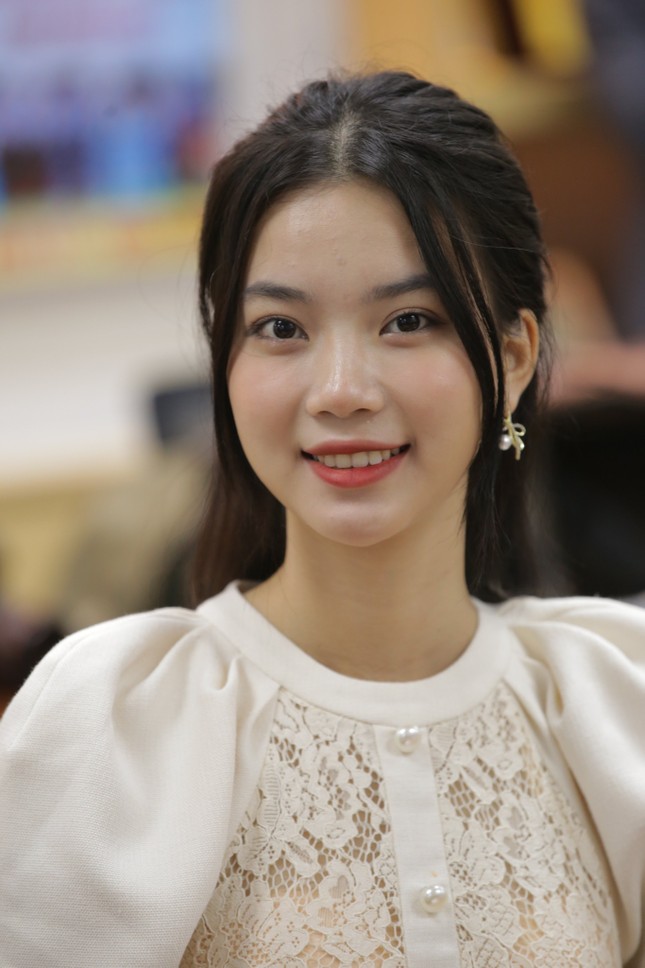 Bốn người đẹp Hoa hậu Việt Nam lan tỏa nghĩa cử cao đẹp tại Chủ nhật Đỏ ảnh 4