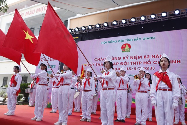 Bắc Giang kỷ niệm 82 năm ngày thành lập Đội ảnh 1