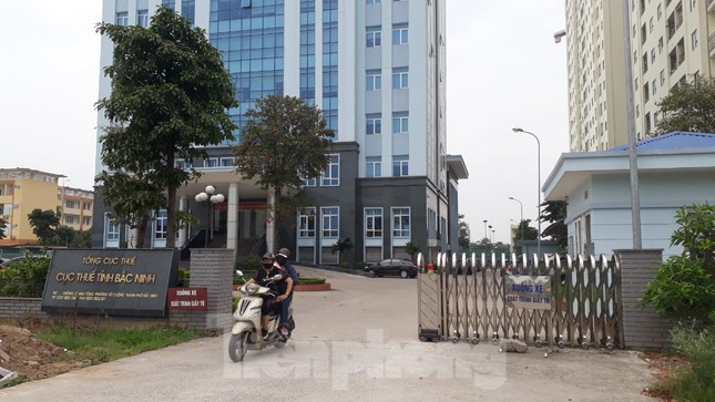 Nghi vấn Công ty Nhật hối lộ quan chức 5 tỷ đồng: Cán bộ Thuế bị đình chỉ nói gì? ảnh 2
