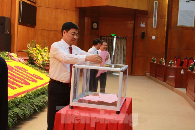 Bắc Giang có thêm hai phó chủ tịch ảnh 1