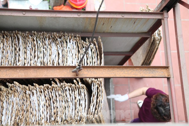 Làng nghề bánh đa nem Thổ Hà tất bật vào vụ Tết ảnh 12