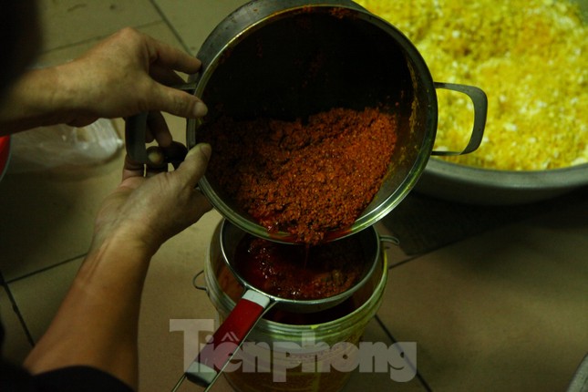 Làng nghề bánh phu thê ngon nức tiếng Bắc Ninh hối hả vào vụ Tết ảnh 6