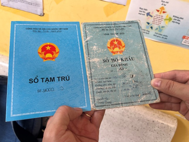 Sổ hộ khẩu giấy bị bãi bỏ, người dân có cần đăng ký thường trú không? ảnh 1