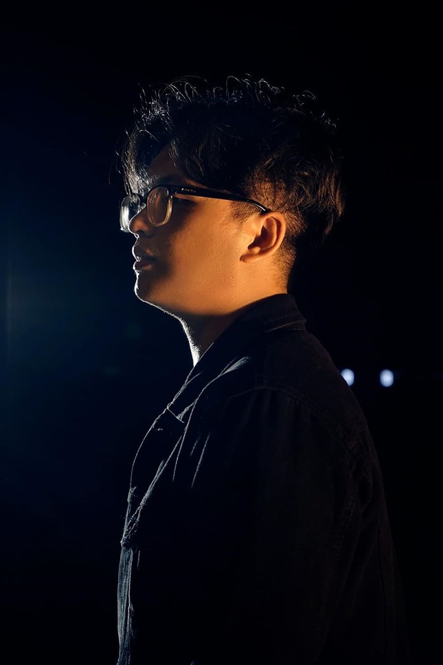“Inbox” producer CM1X: Chàng trai dùng âm nhạc tạo ra viên vitamin C “độc nhất” ảnh 1
