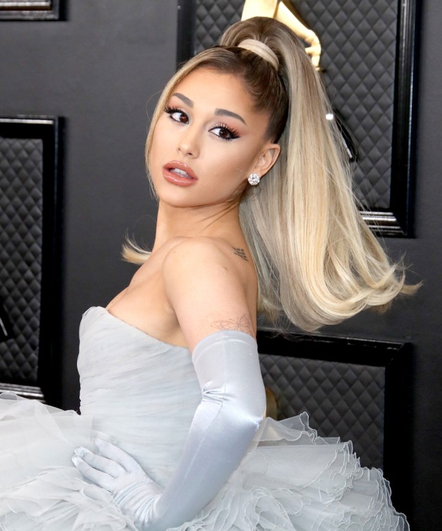 Ở nhà trốn dịch vẫn tranh thủ “thả thính”, chỉ có thể là Justin Bieber và Ariana Grande! ảnh 5