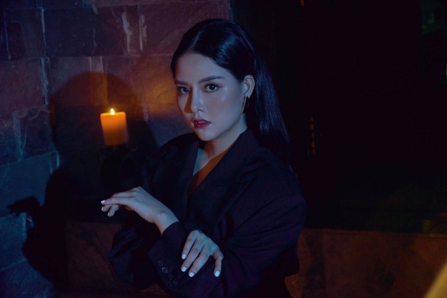Sao Việt 24H: Nhóm nhạc song sinh Gemini chi 1 tỷ làm MV, Hồ Ngọc Hà mang thai với Kim Lý? ảnh 4