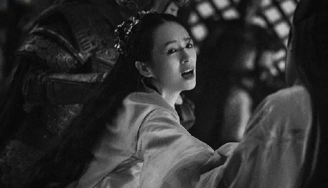 Thêm một Đại hoa “ngã ngựa“: Chương Tử Di lần đầu đóng truyền hình đã gây tranh cãi ảnh 6