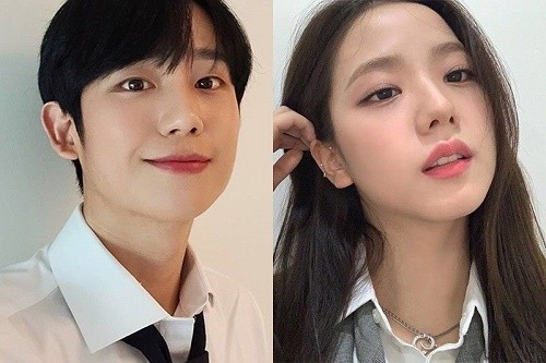 Jisoo (BLACKPINK) lộ ảnh hậu trường với trang phục thập niên 80 nhí nhảnh bên cạnh Jung Hae In ảnh 5