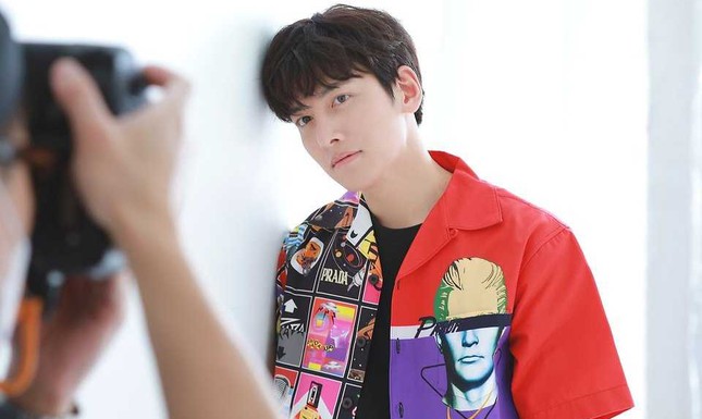 Loạt ảnh hậu trường của Ji Chang Wook khiến fangirl “lịm tim” vì visual quá đỉnh cao ảnh 5