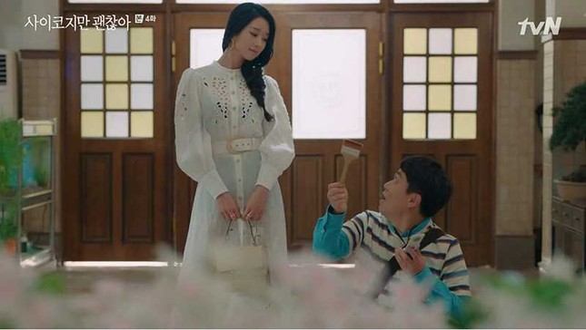 8 bộ trang phục trong “Điên Thì Có Sao” giúp Seo Ye Ji trở thành biểu tượng thời trang mới ảnh 12