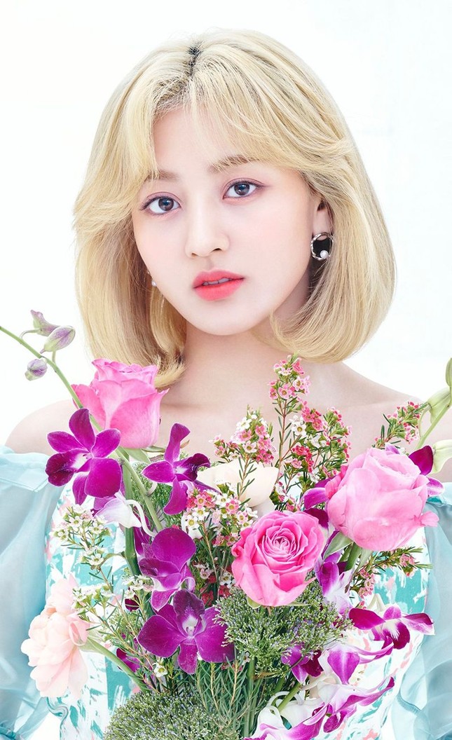 TWICE tung bộ ảnh xinh muốn xỉu của album tiếng Nhật nhưng vẫn khiến fan không hài lòng ảnh 6