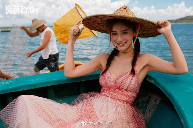 “Gái một con” Angela Baby khoe nhan sắc đáng ghen tị trên bìa Kim Cửu thứ hai trong tháng ảnh 8