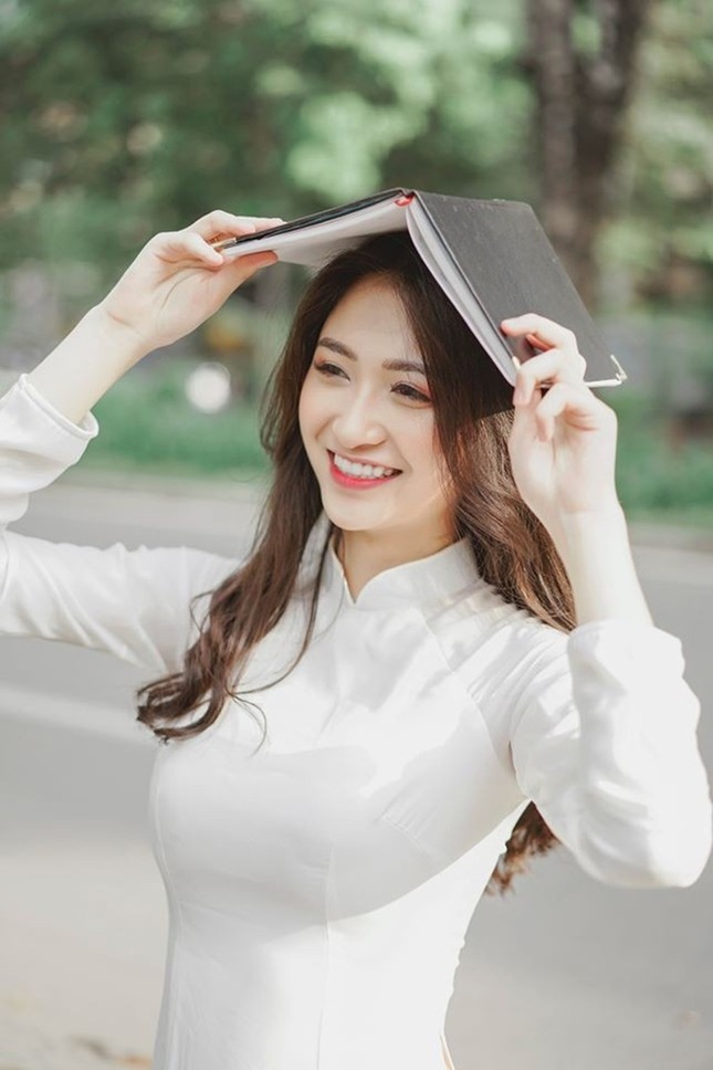 Diễn viên Anh Thư “Tình yêu và tham vọng” đăng ký dự thi Hoa hậu Việt Nam 2020 ảnh 9