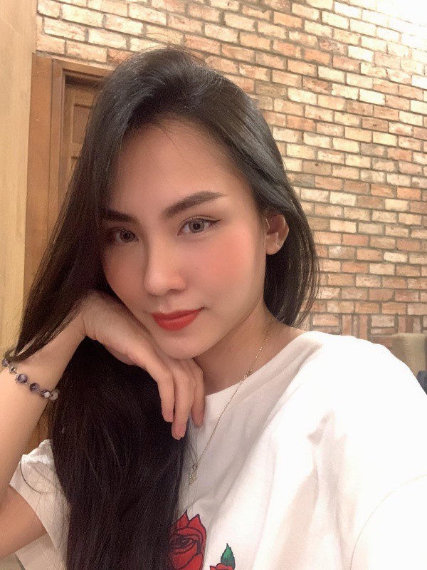 Mai Phương - Cô gái có khuôn mặt mộc xinh như nữ chính ngôn tình dự thi Hoa Hậu Việt Nam ảnh 4