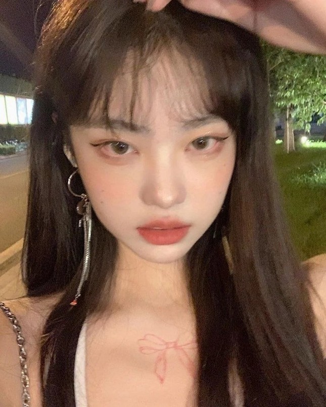 3 cô gái được cho là “bản sao” của Jennie BLACKPINK, giống nhất lại là cô bé mới 12 tuổi ảnh 1